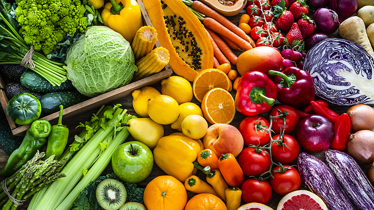 Color yourself healthy with fruits and veggies
